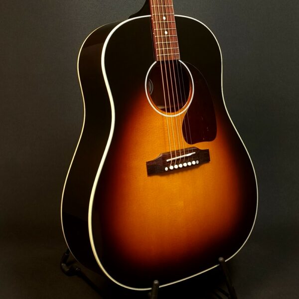 Gibson J-45 Standard