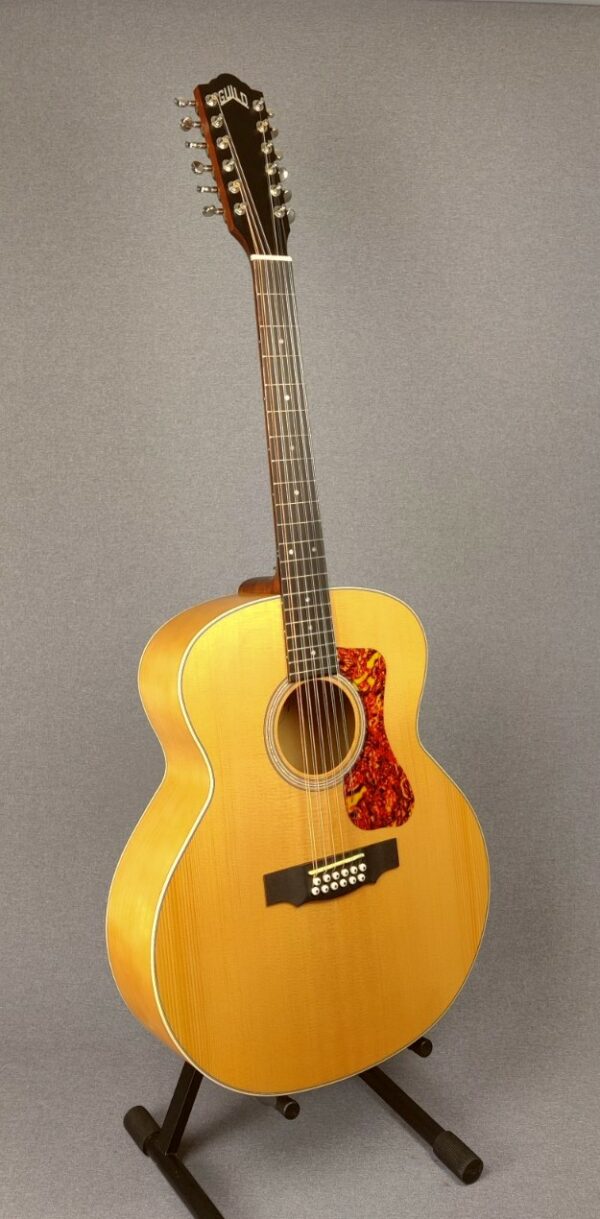 Guild F2512E - Bild 2