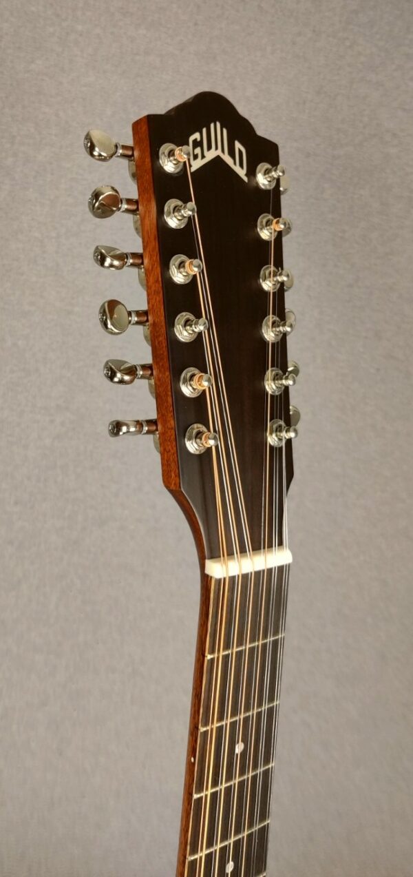 Guild F2512E - Bild 4