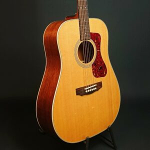 Guild D-140 NAT