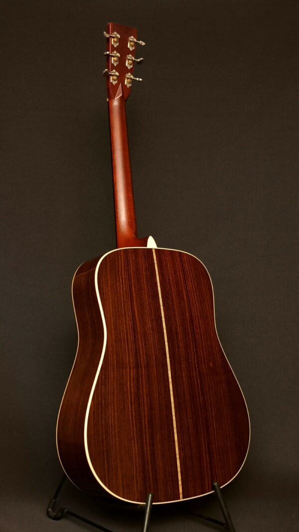Martin D-28 - 2017 - Image 5